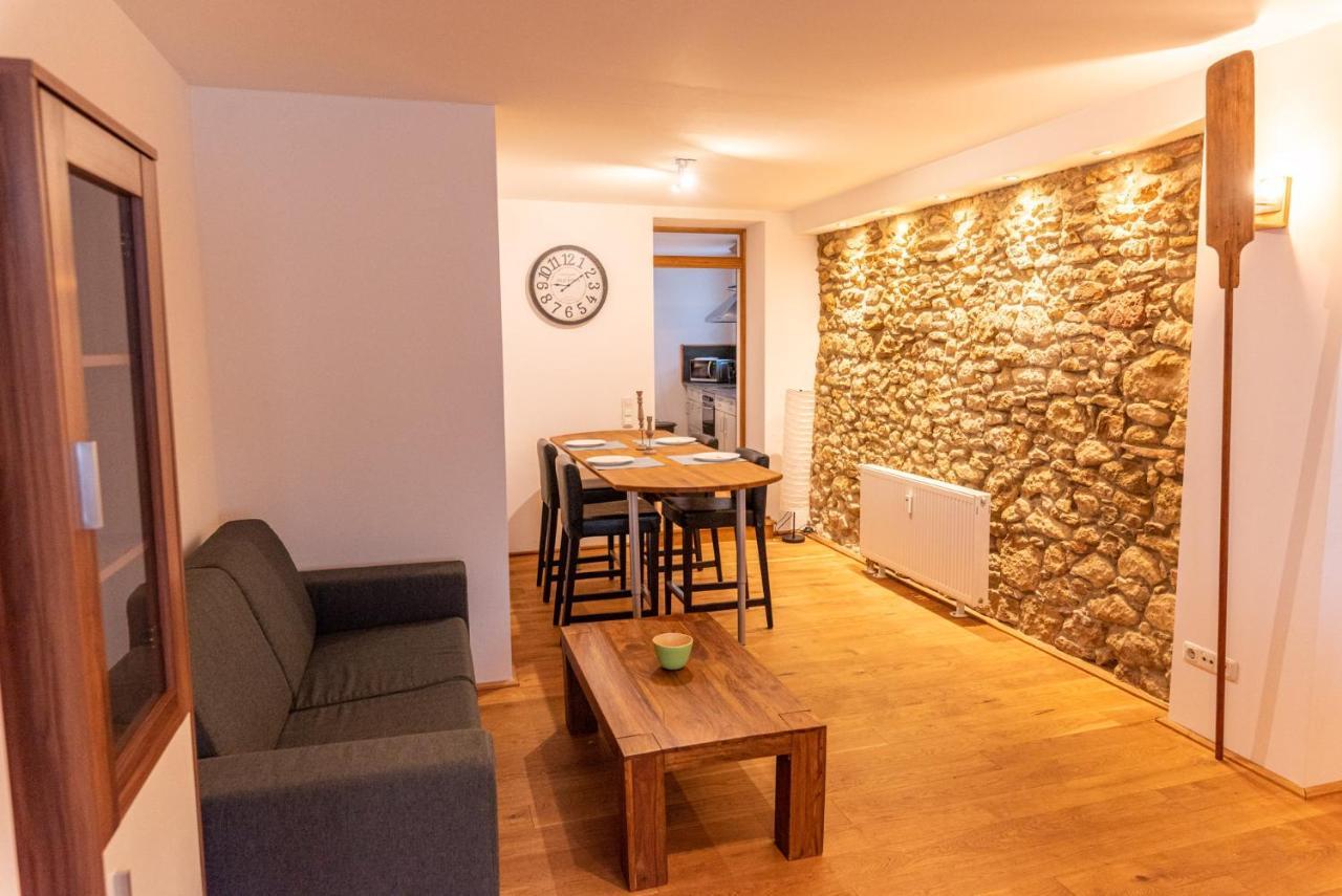 Designer Unterkunft In 15. Jahrhundert Altbau 75 M² Fuer Max. 4 Personen Eltville am Rhein Exterior foto