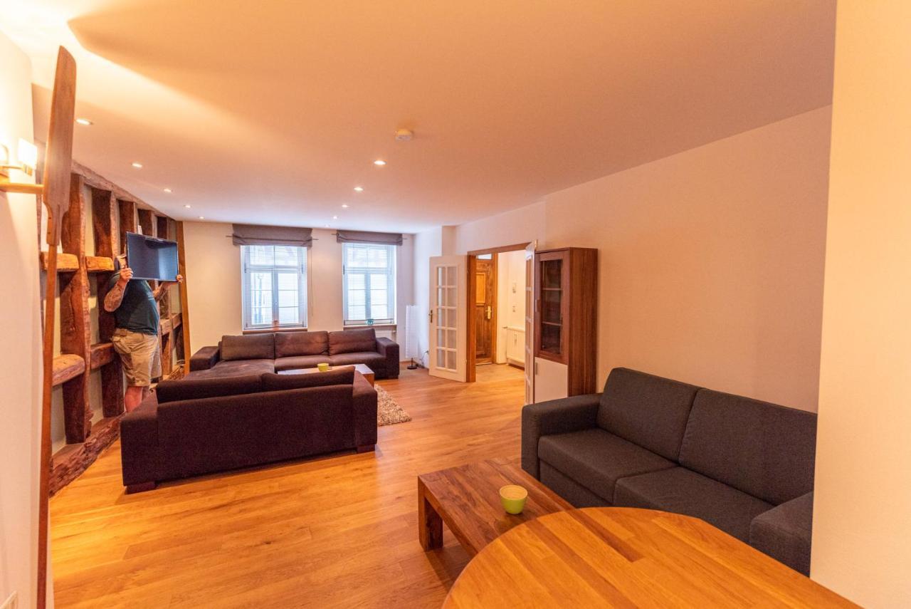 Designer Unterkunft In 15. Jahrhundert Altbau 75 M² Fuer Max. 4 Personen Eltville am Rhein Exterior foto