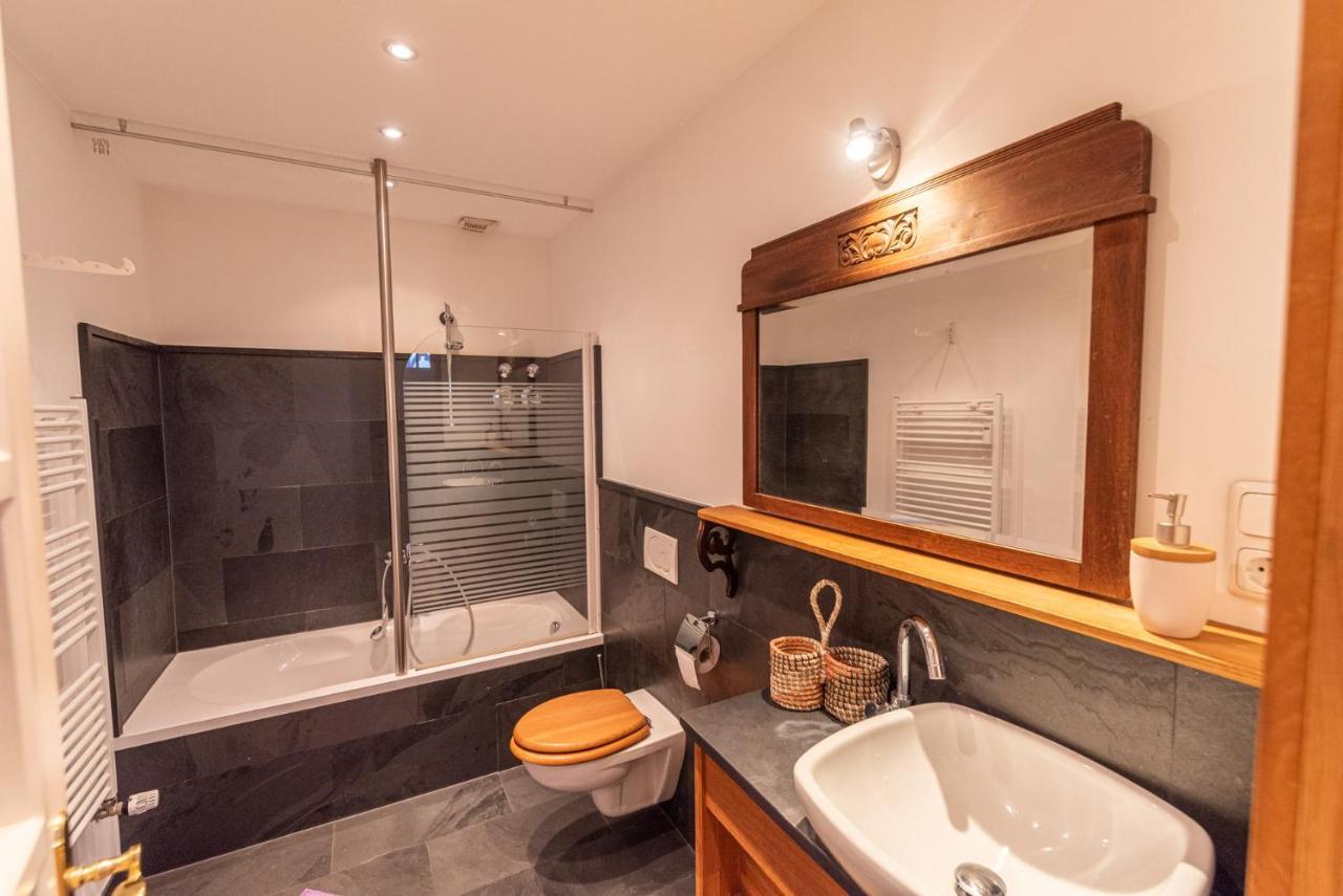 Designer Unterkunft In 15. Jahrhundert Altbau 75 M² Fuer Max. 4 Personen Eltville am Rhein Exterior foto