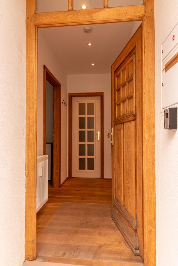 Designer Unterkunft In 15. Jahrhundert Altbau 75 M² Fuer Max. 4 Personen Eltville am Rhein Exterior foto