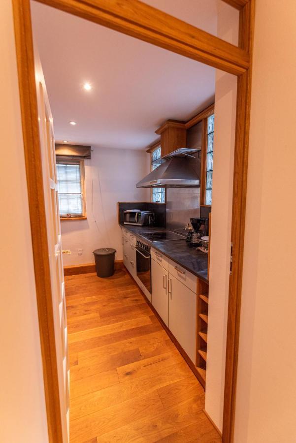 Designer Unterkunft In 15. Jahrhundert Altbau 75 M² Fuer Max. 4 Personen Eltville am Rhein Exterior foto